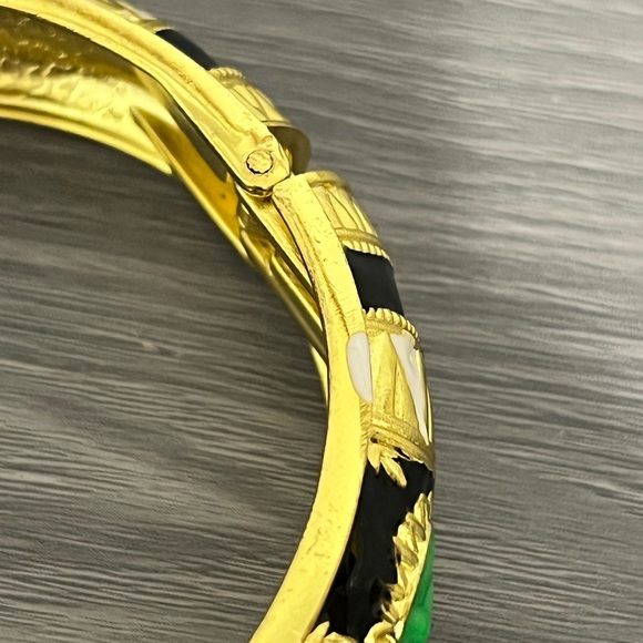 New Gold & Enamel Hinged Bangle Bracelet, Black & White with Green Stones - Picture 7 of 7